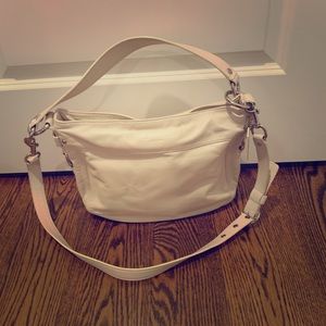 Coach Zoe all leather handbag/ crossbody in pearl